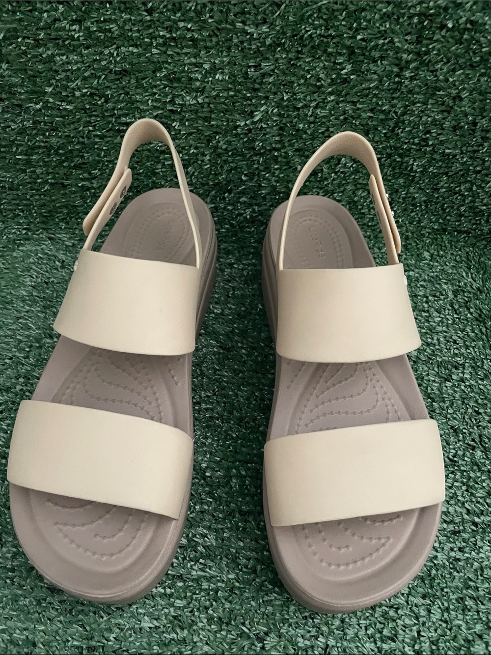 CROCS Women's Beige Platform Sandals - Picture 8 of 10